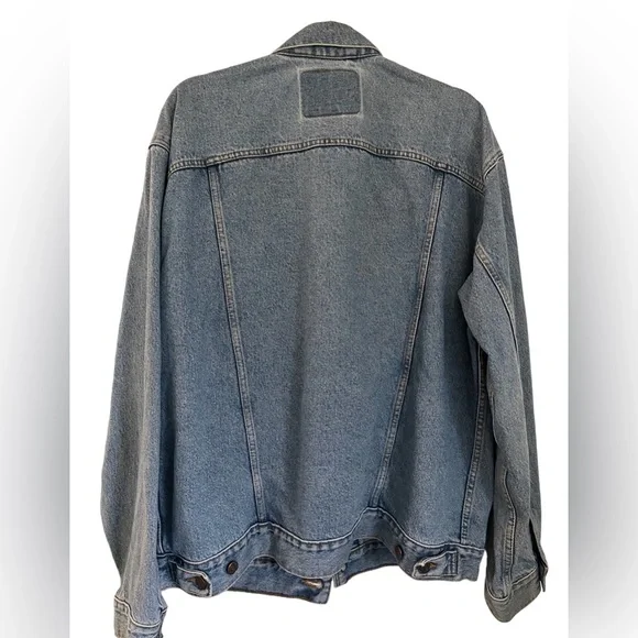 LEVI’S Men’s Relaxed Trucker Denim Jacket Medium Wash Oversized Sz L - Picture 2 of 9
